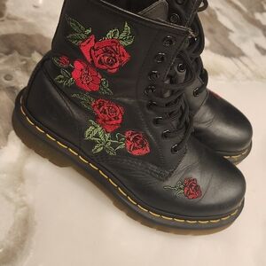 Black Leather Lace-Up Boots with Red Rose Embroidery